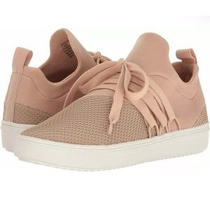 Steve Madden Lancer Sneakers Athleisure Comfy Shoe in Blush (Nude) Sz 8.5